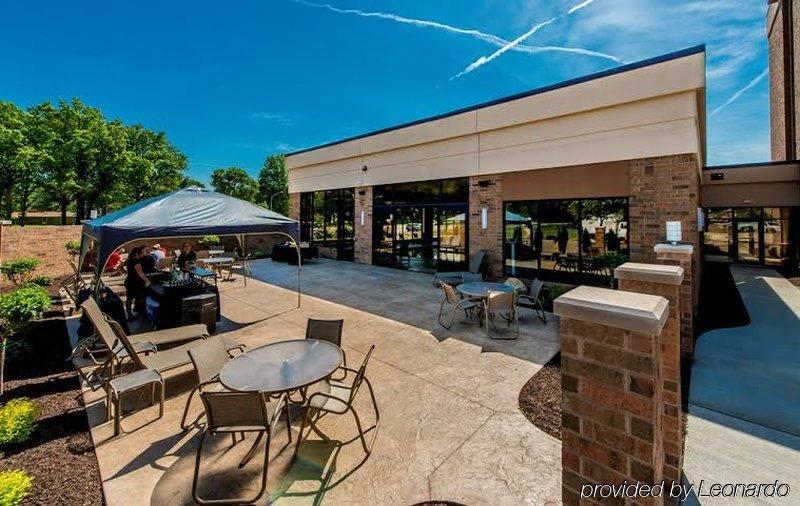 Comfort Inn & Suites Wadsworth Exteriör bild